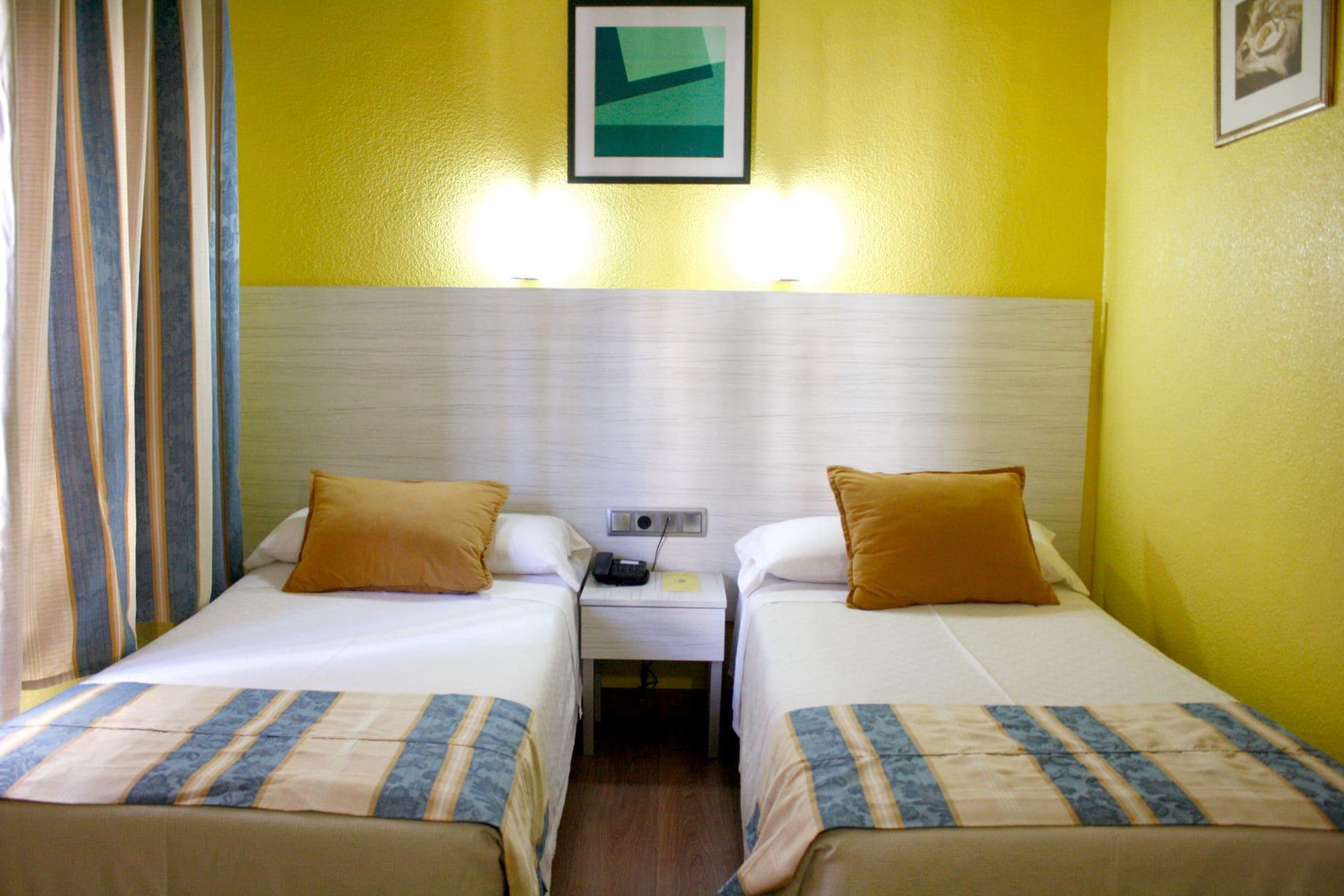 Hotel Universal Murcia Exterior photo