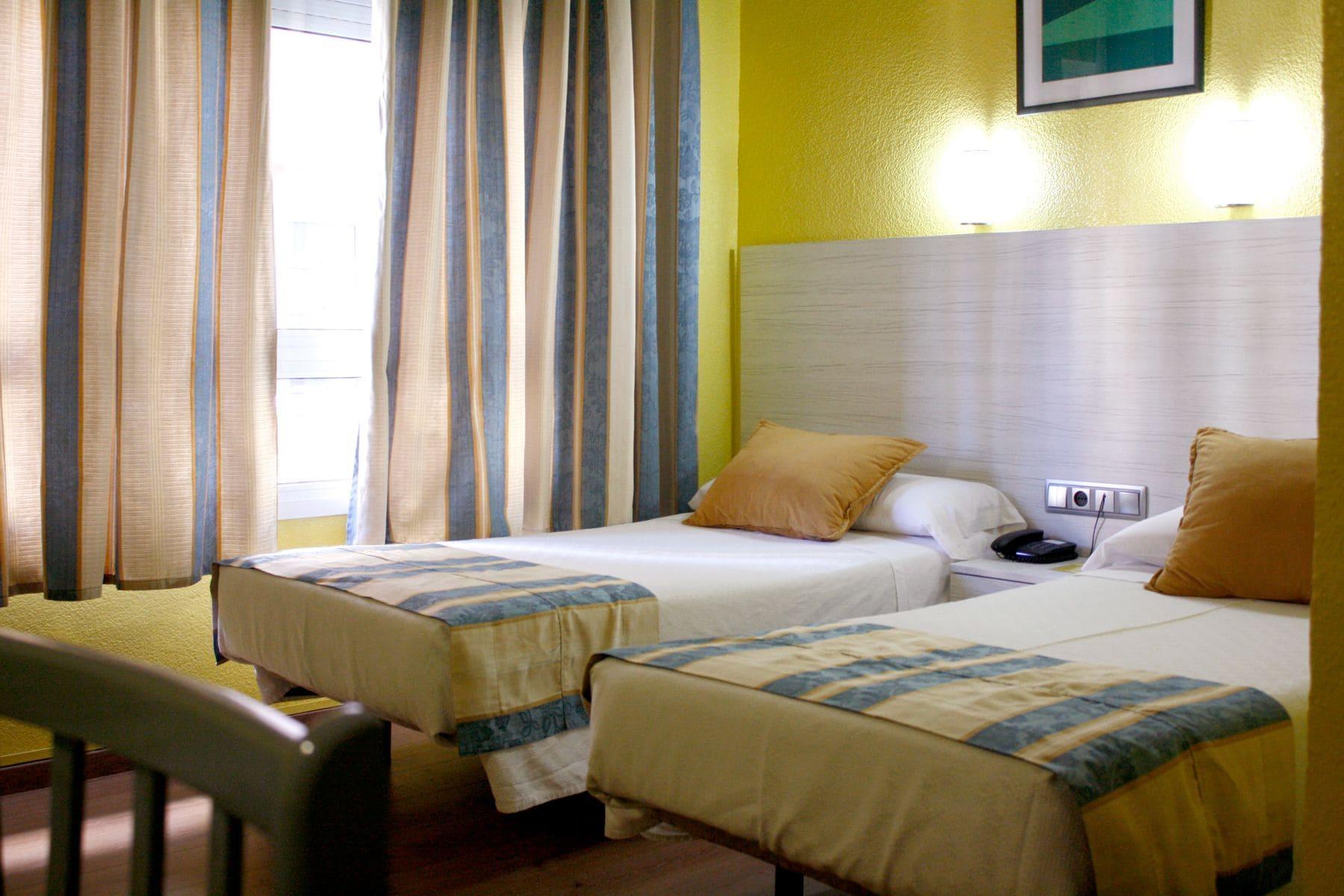 Hotel Universal Murcia Exterior photo